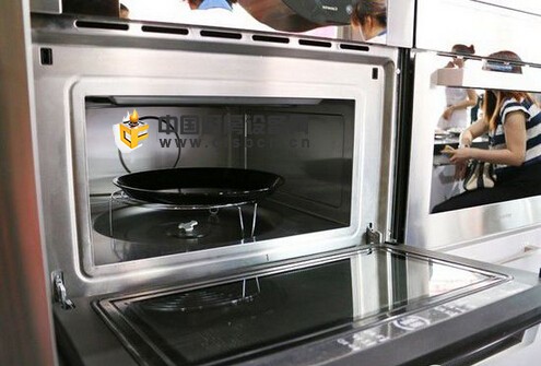 嵌入式蒸烤箱、洗碗機(jī)成為嵌入式廚電先驅(qū)品類