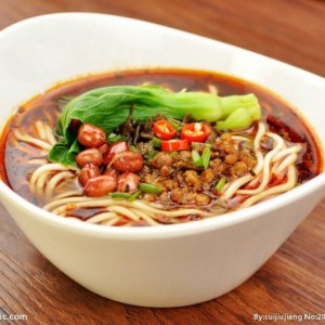 創業的首選，重慶小面加盟店