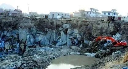 山東“濟南青石材”大理石平臺 為何日益珍貴?