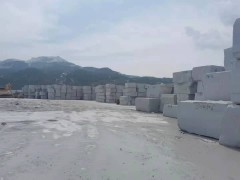 麻城芝麻白方料場(chǎng)