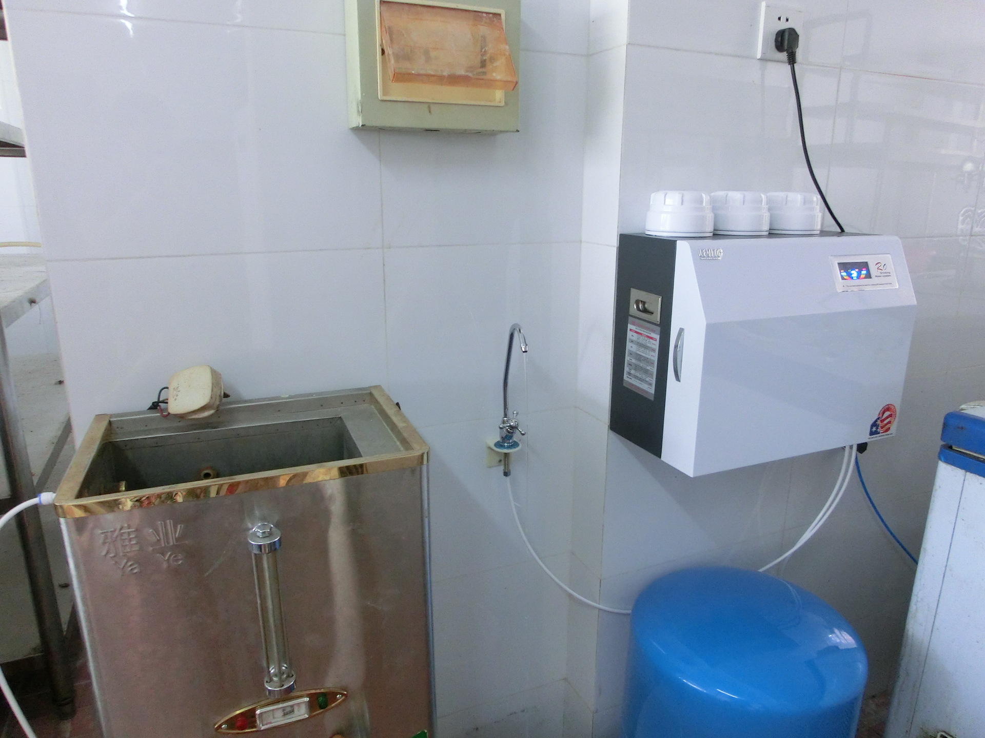經(jīng)銷批發(fā) LTR-02-E3朗泰商用凈水器 雙核凈水器 價(jià)格優(yōu)惠