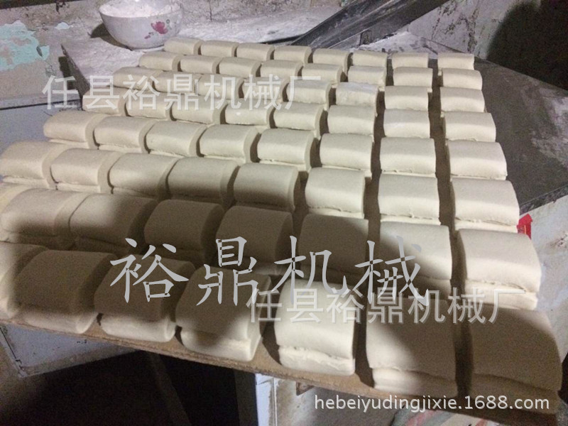 饅頭機 圓饅頭機 數(shù)控刀切饅頭機整形機 數(shù)控花卷機商用五一特惠