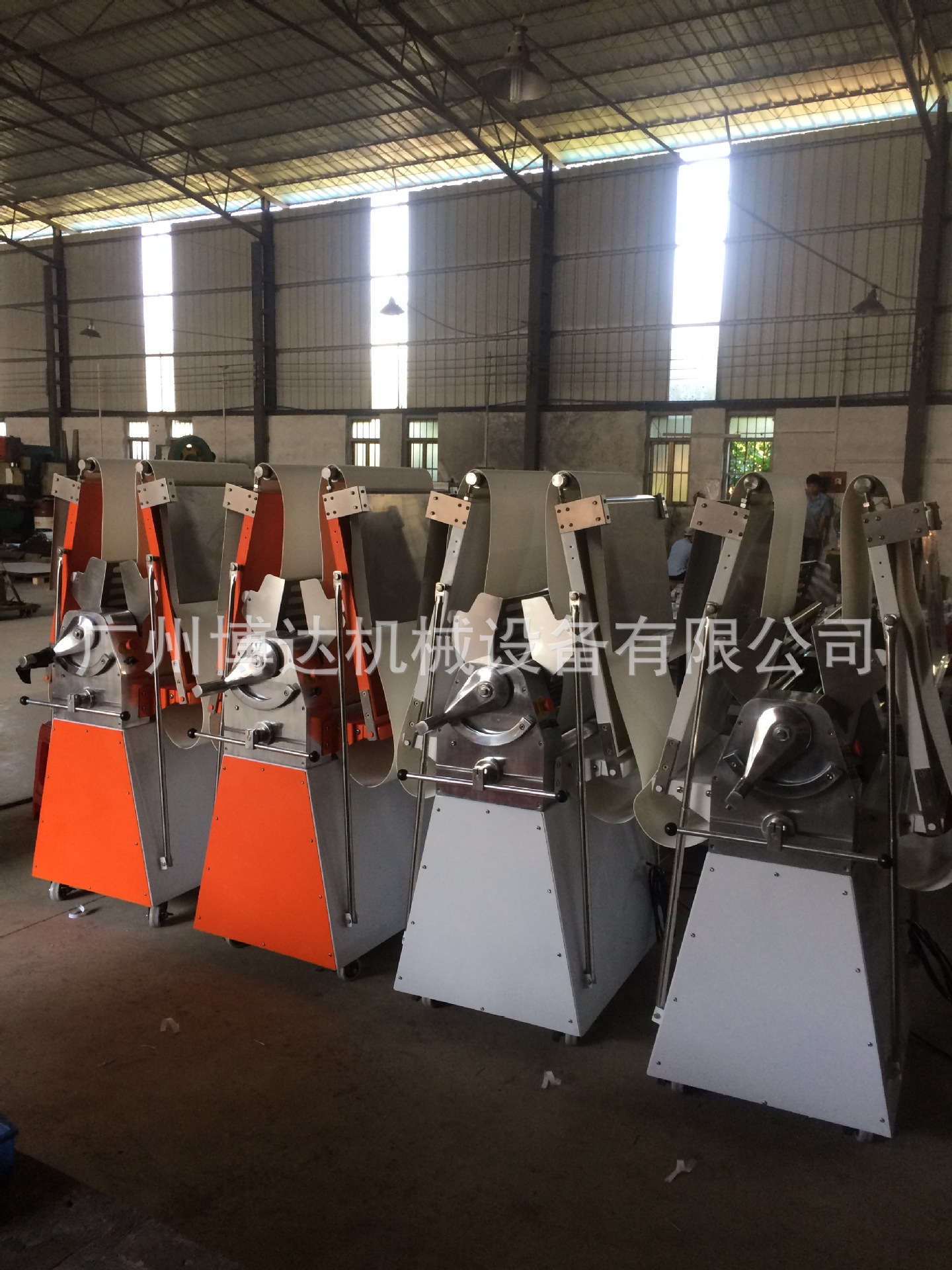 博達(dá)起酥機(jī)BDQ-520C 面包起酥機(jī)面團(tuán)起酥機(jī) 落地式商用起酥機(jī)