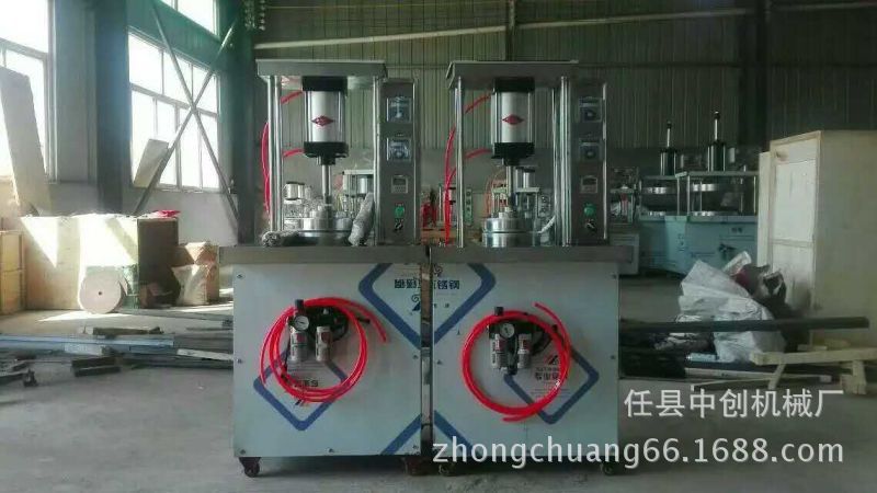 中創(chuàng)生產(chǎn)供應(yīng) 烙餅機(jī) 新型自動 烙餅機(jī) 商用多功能壓餅機(jī)四季熱銷