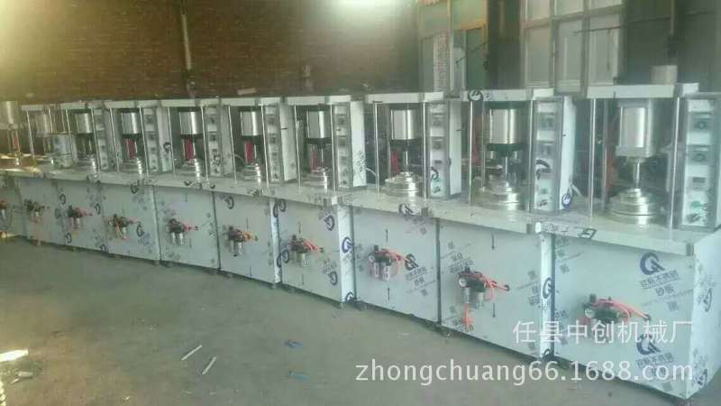 中創(chuàng)生產(chǎn)供應(yīng) 烙餅機(jī) 新型自動 烙餅機(jī) 商用多功能壓餅機(jī)四季熱銷
