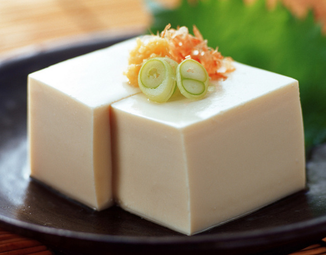自動(dòng)花生豆腐機(jī)商用豆?jié){機(jī)早餐豆?jié){機(jī)灌裝機(jī)豆奶機(jī)灌裝設(shè)備