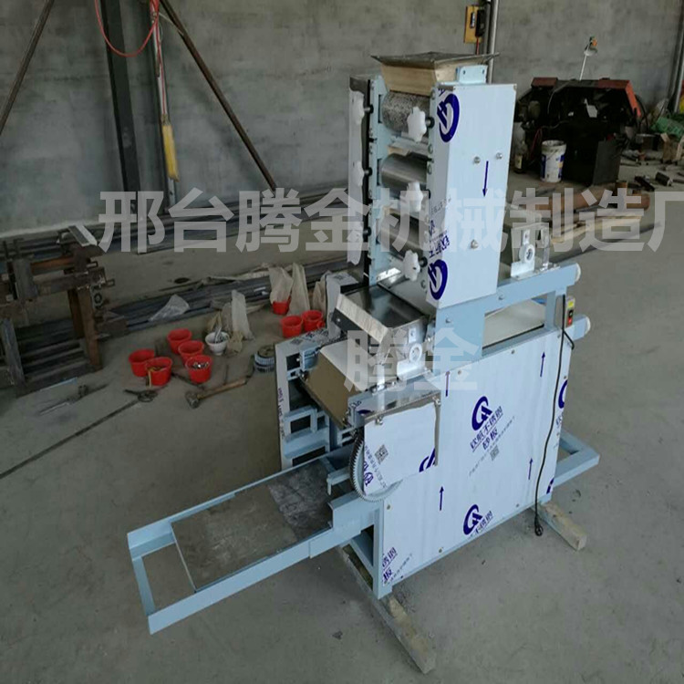 廠家訂做商用全自動餃子皮薯片機(jī)大型仿手工混沌皮面條機(jī)一體機(jī)