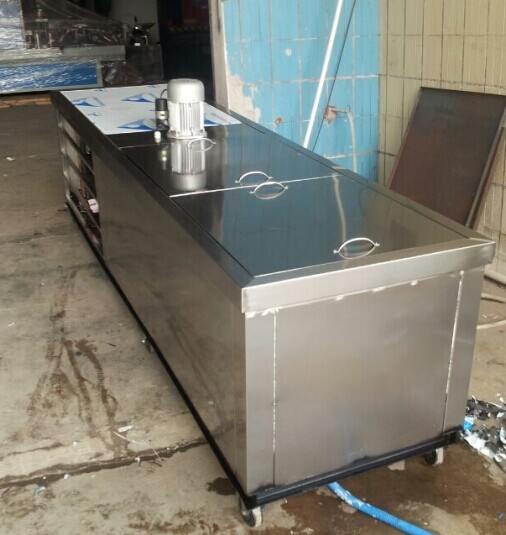 四川商用大產(chǎn)量冰棍雪糕冰棒機(jī) 4模冰棍冰棒雪糕機(jī) 多模廠家直銷