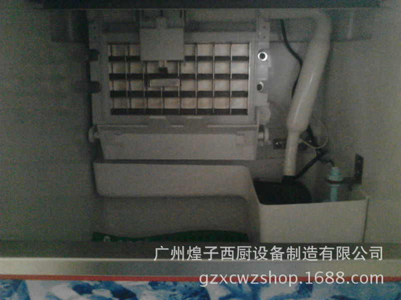王子西廚豪華全不銹鋼方塊冰機(jī)器 奶茶酒吧方塊冰粒機(jī) 商用制冰機(jī)