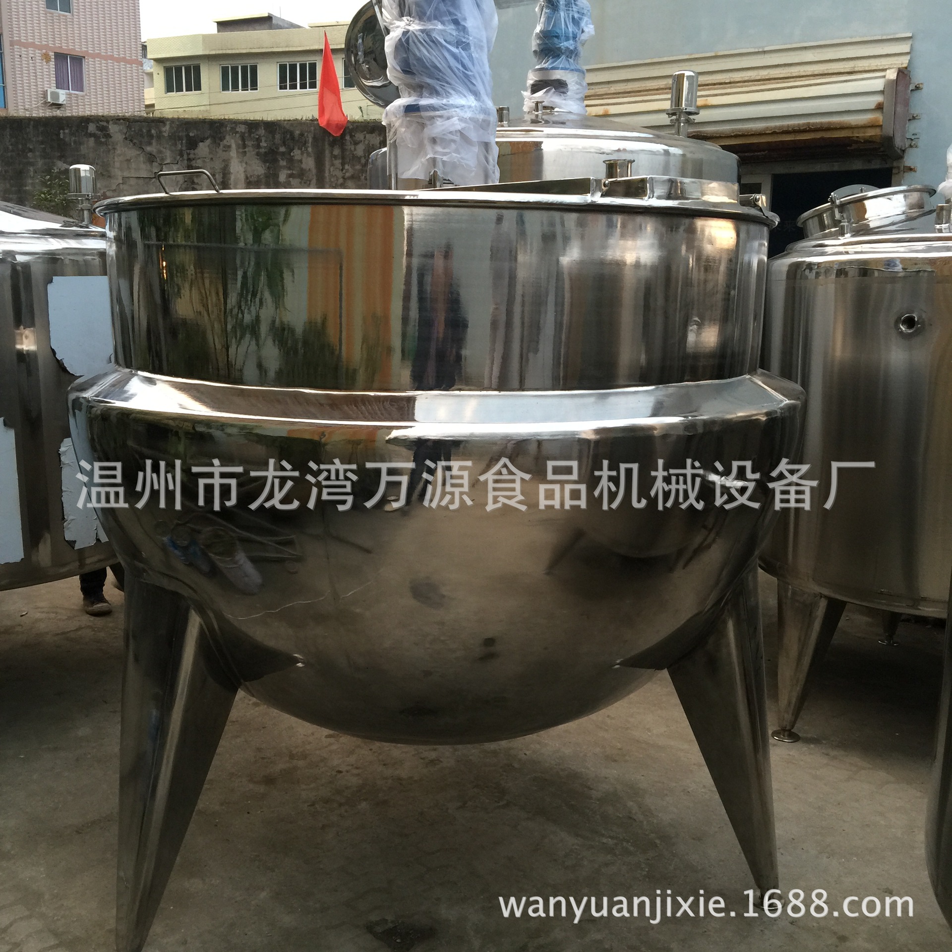 蒸汽立式夾層鍋(誠(chéng)信溫州) 不銹鋼夾層鍋 炊事設(shè)備 質(zhì)量可靠