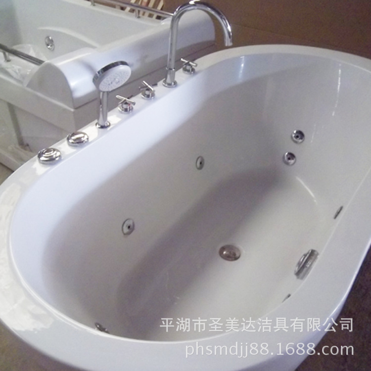 廠家直銷批發(fā)價(jià)亞克力按摩沖浪浴缸獨(dú)立式內(nèi)嵌式浴盆酒店工程浴缸