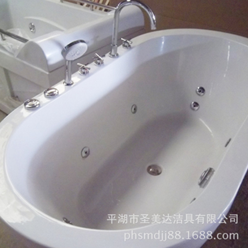 廠家直銷批發(fā)價(jià)亞克力按摩沖浪浴缸獨(dú)立式內(nèi)嵌式浴盆酒店工程浴缸