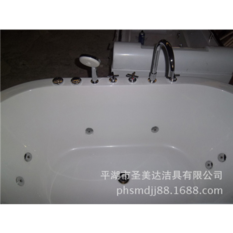 廠家直銷批發(fā)價(jià)亞克力按摩沖浪浴缸獨(dú)立式內(nèi)嵌式浴盆酒店工程浴缸