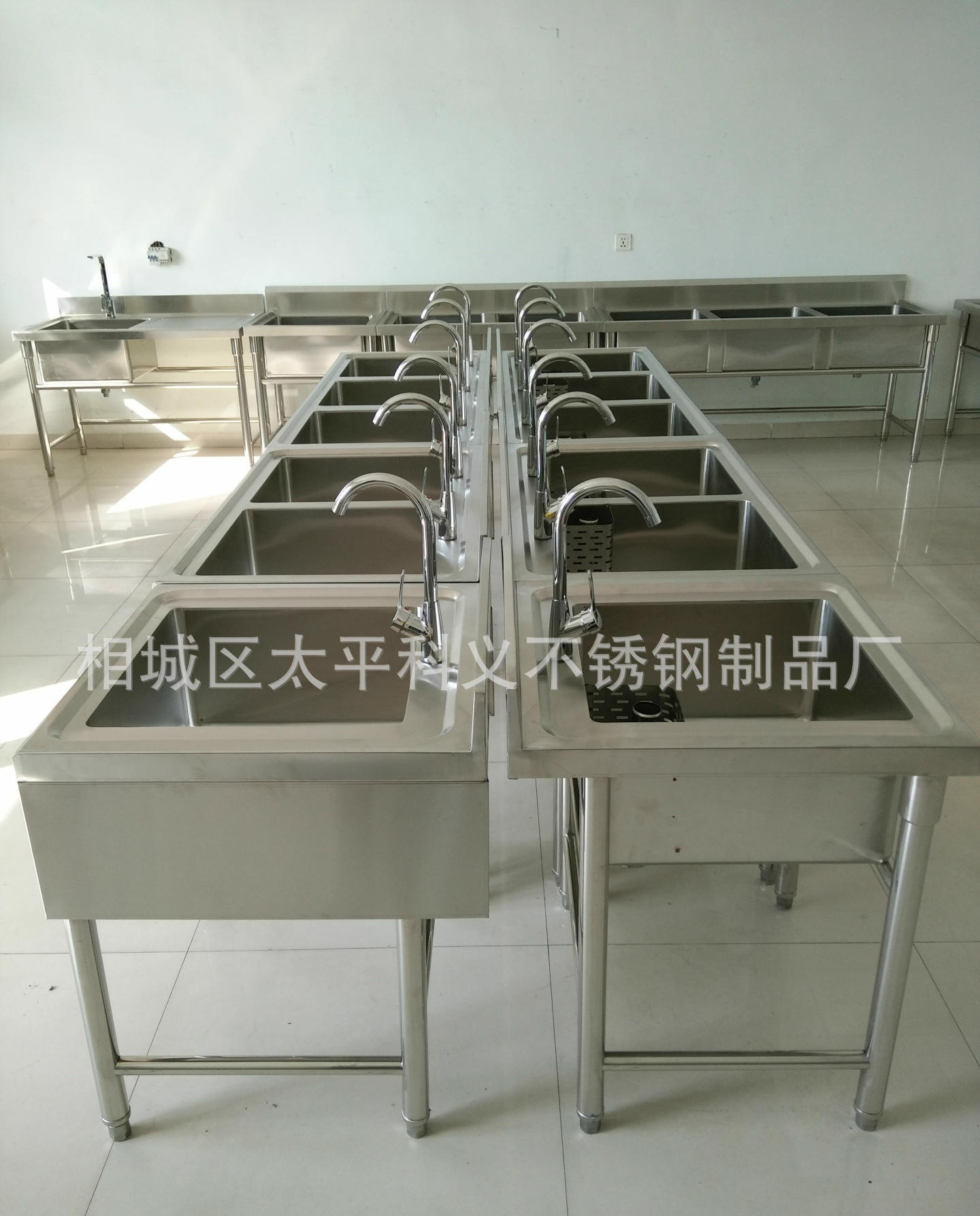 廠家直銷不銹鋼單星水池 優(yōu)質(zhì) 高品質(zhì)不銹鋼單星水池來電定制