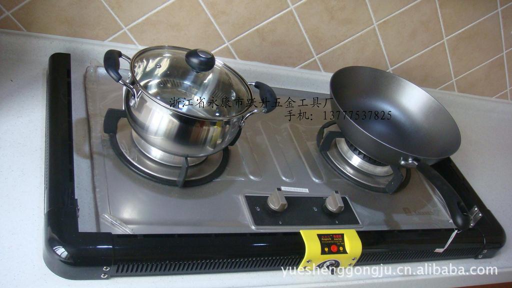 廠(chǎng)家直銷(xiāo)：奇特廚房電器 燃?xì)庠钤餆嵊蜔熚廴緝艋?康泰樂(lè)導(dǎo)煙機(jī)