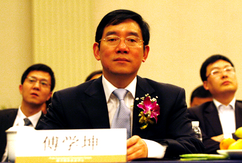 成都市高新區(qū)管委會副主任 傅學坤